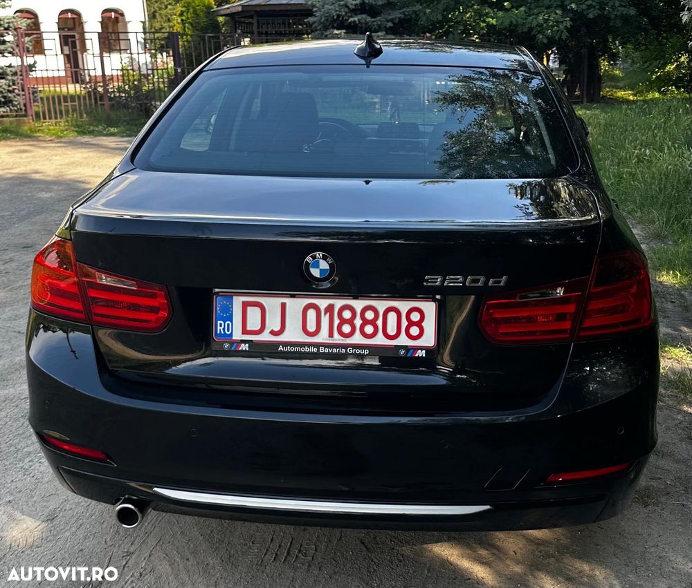 BMW Seria 3 320d Aut. Modern Line - 12
