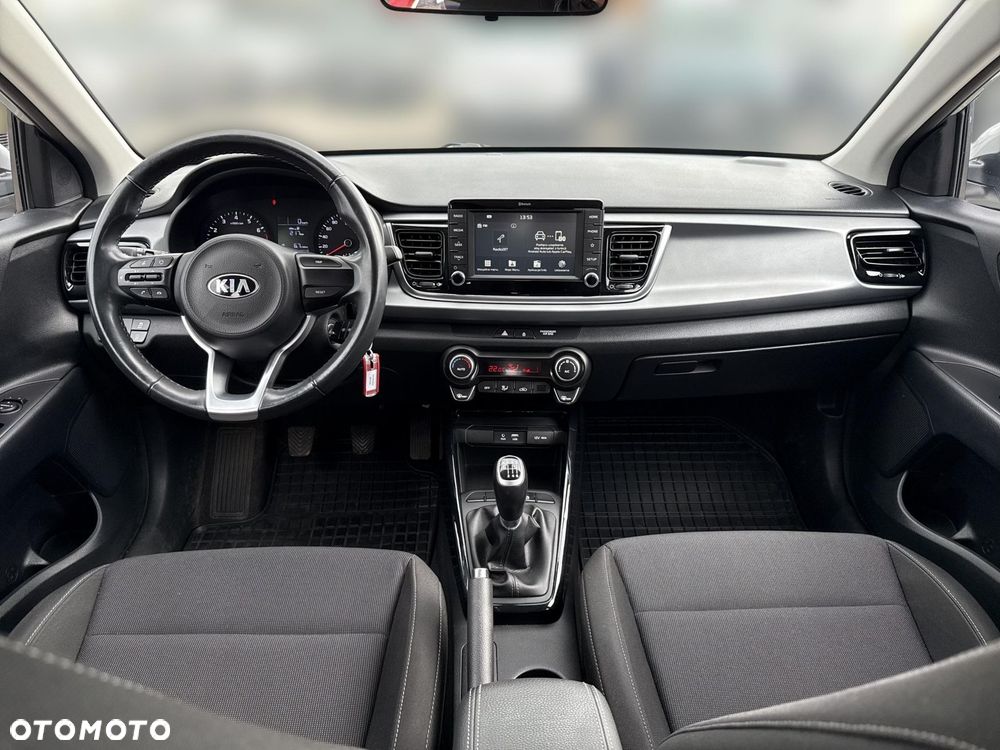 Kia Rio 1.4 L - 11