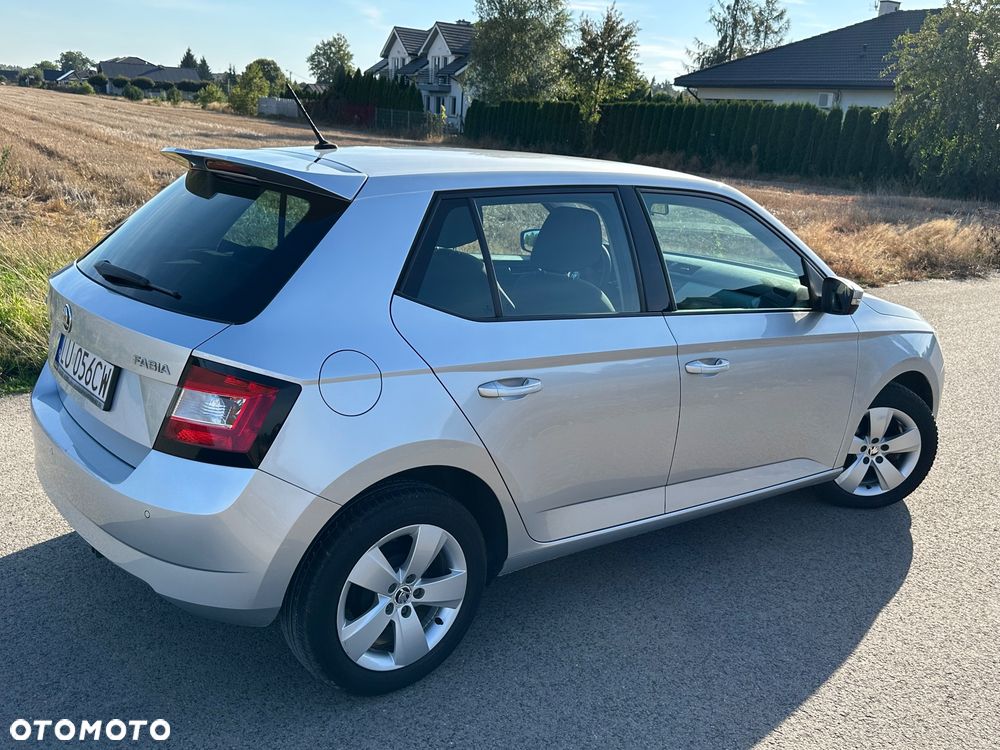 Skoda Fabia 1.2 TSI Active - 34