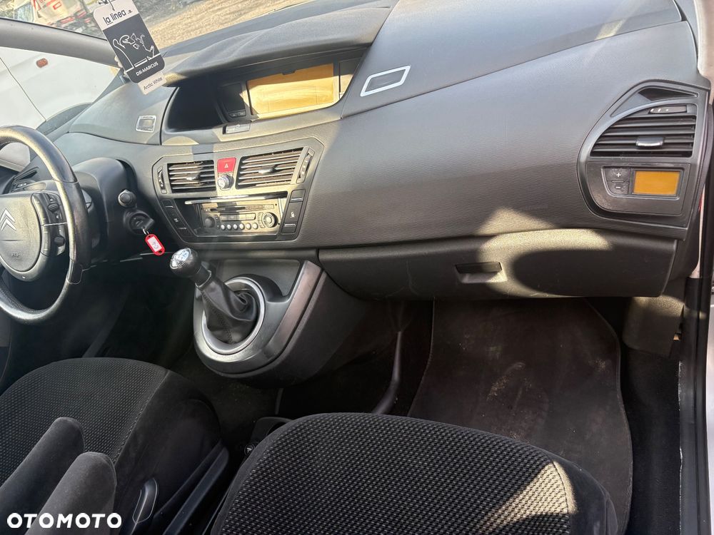 Citroën C4 Picasso - 22