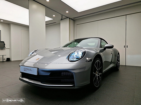 Porsche 911 (992) Carrera