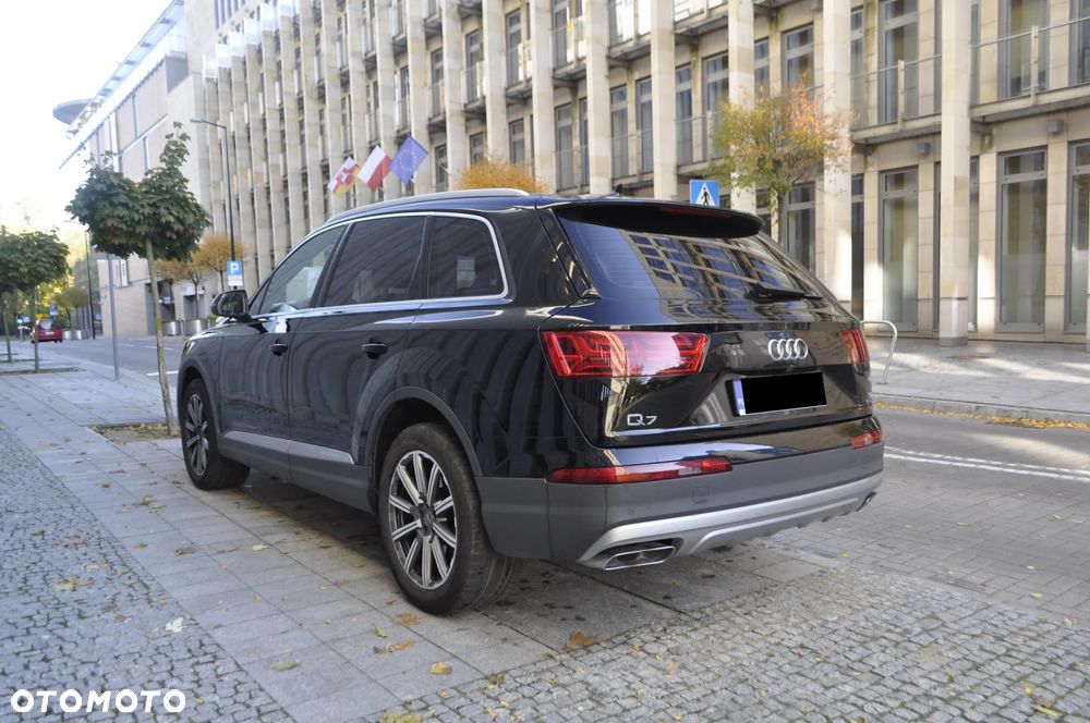 Audi Q7 3.0 TDI ultra Quattro Tiptronic - 4