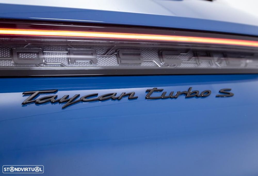 Porsche Taycan Turbo S - 20