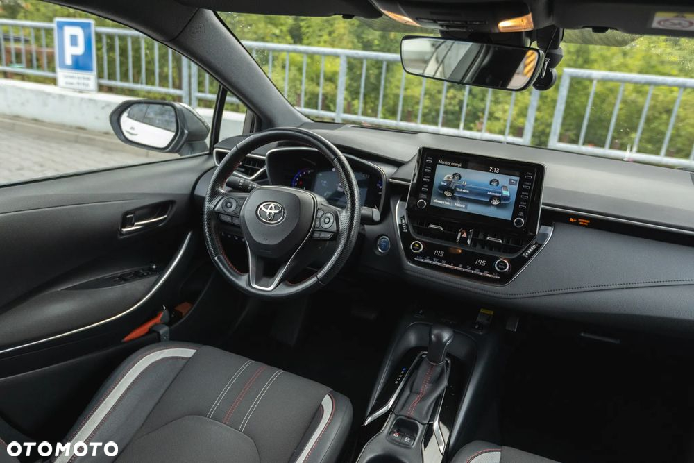 Toyota Corolla 1.8 Hybrid GR Sport - 17