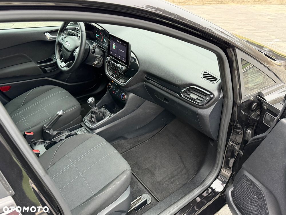 Ford Fiesta 1.1 S&S TITANIUM - 12