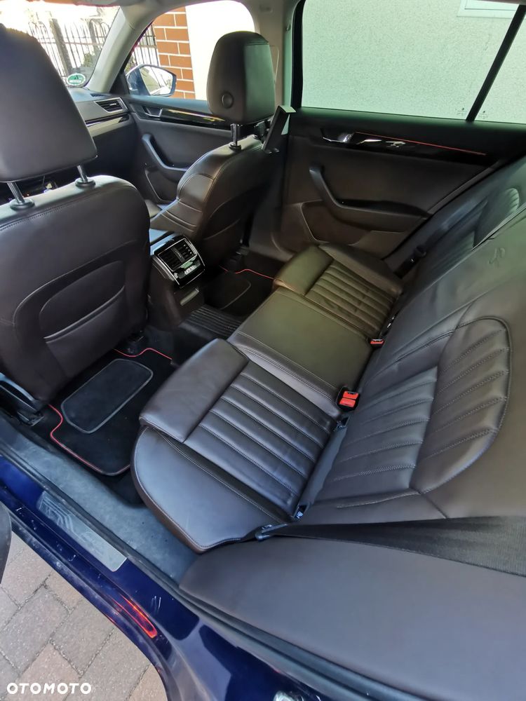 Skoda Superb 2.0 TDI L&K - 27