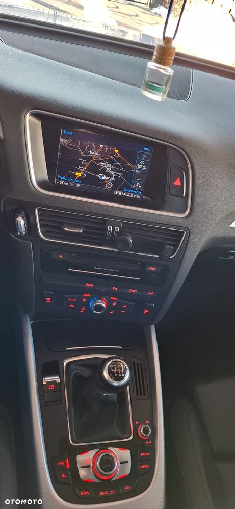 Audi Q5 2.0 TDI Quattro (clean diesel) - 11