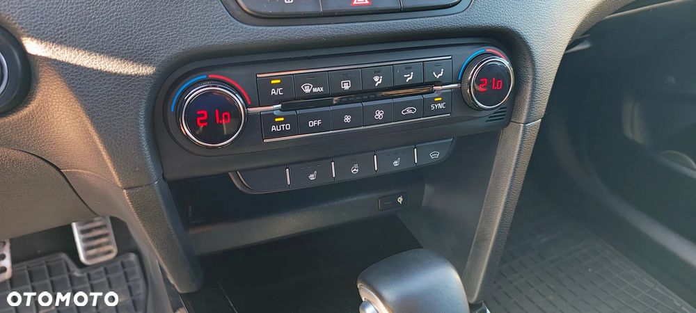 Kia XCeed 1.6 T-GDI L DCT - 8