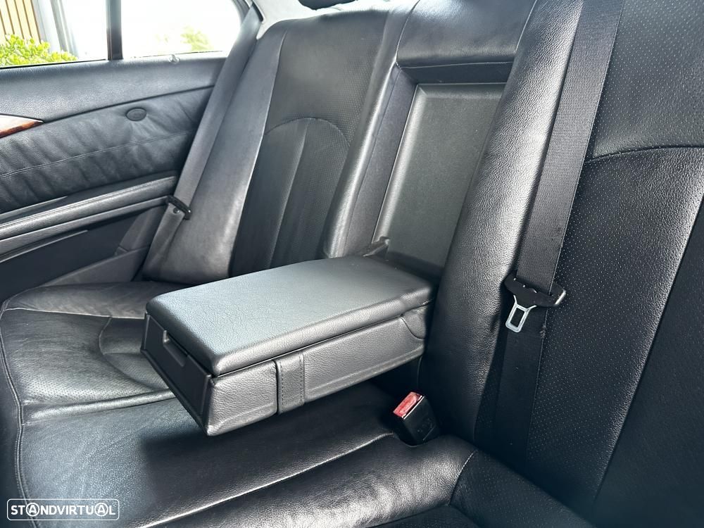 Mercedes-Benz E 270 - 29