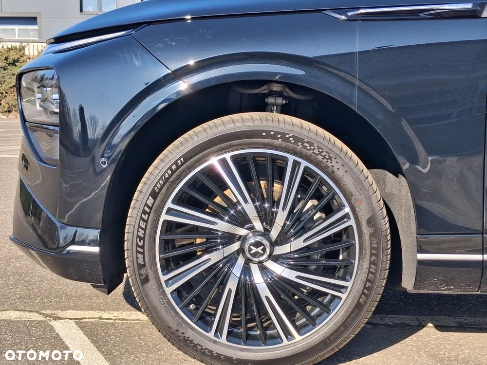 XPeng G9 80.3 kWh RWD Standard Range - 14