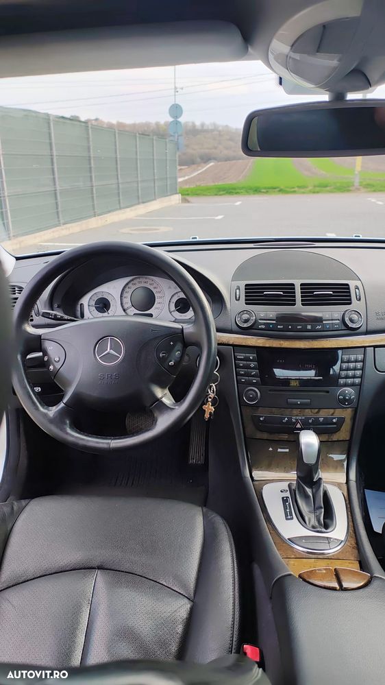 Mercedes-Benz E - 7