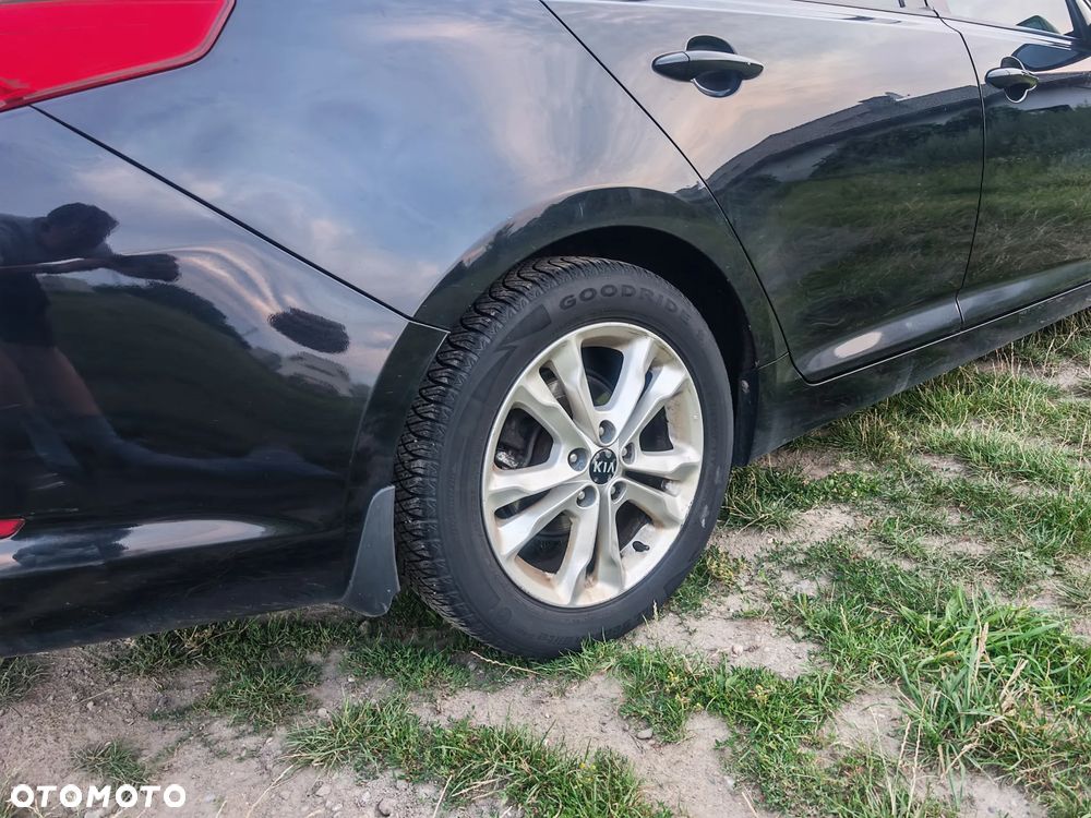 Kia Optima 1.7 CRDi L - 13