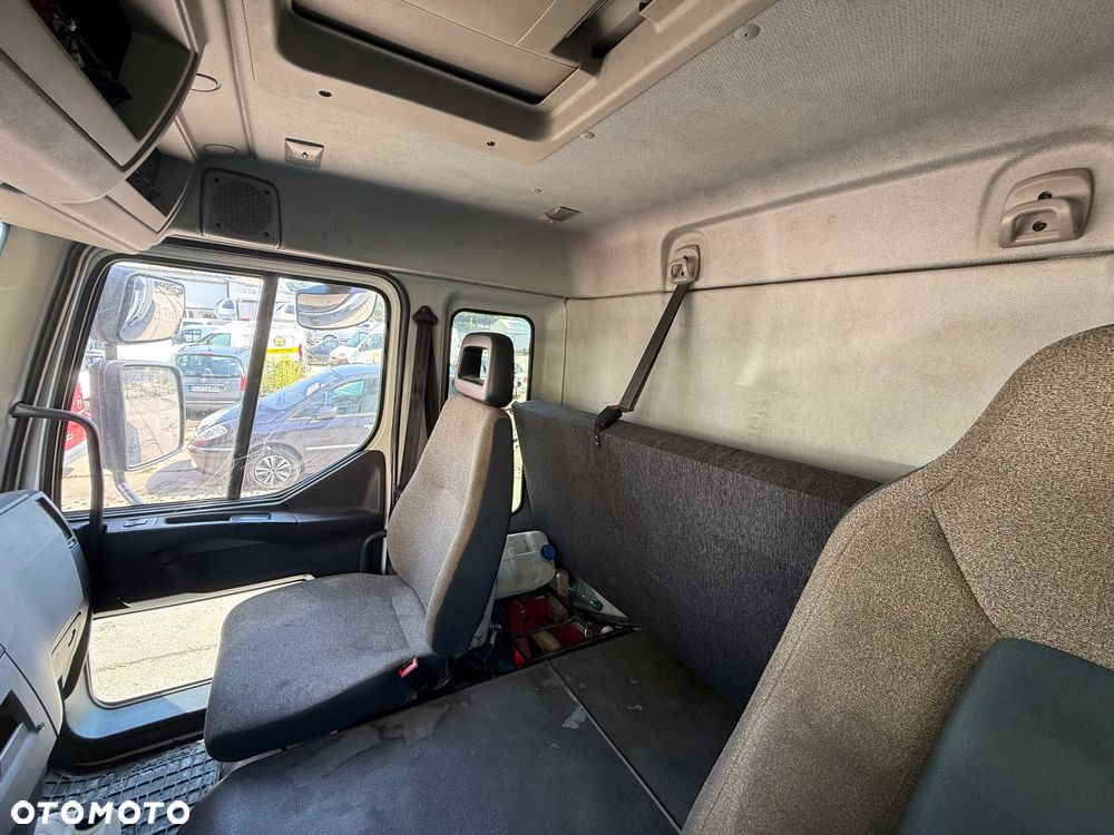 Volvo FL240 - 2