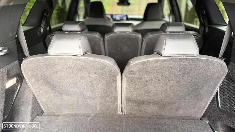 Peugeot 5008 1.2 Hybrid Allure e-DCS6 - 19