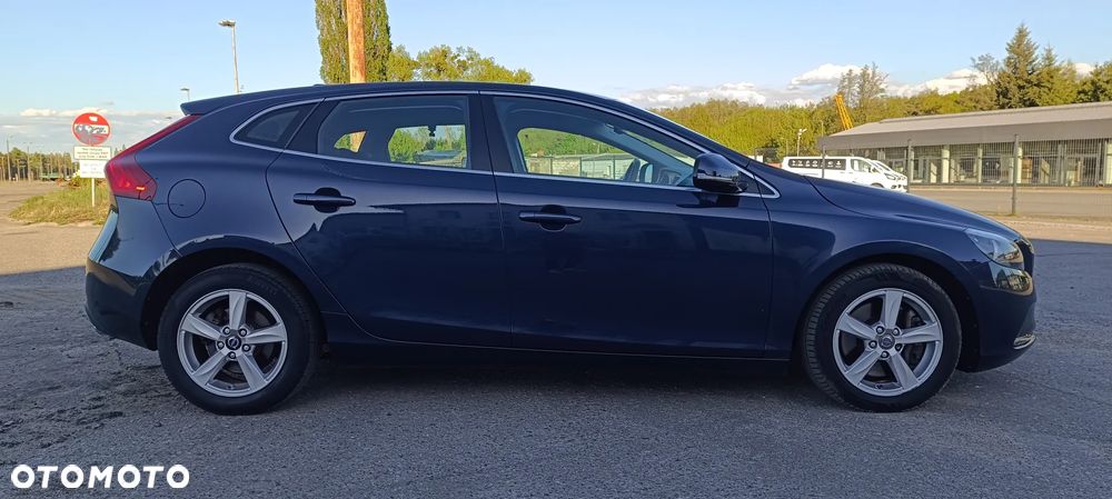 Volvo V40 - 8