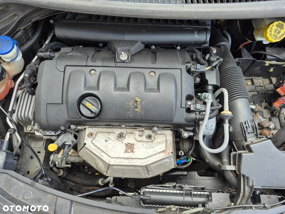 Silnik 1.6 VTI 5FW 120KM Citroen C3 C4 Peugeot 207 308 Kompletny - 1