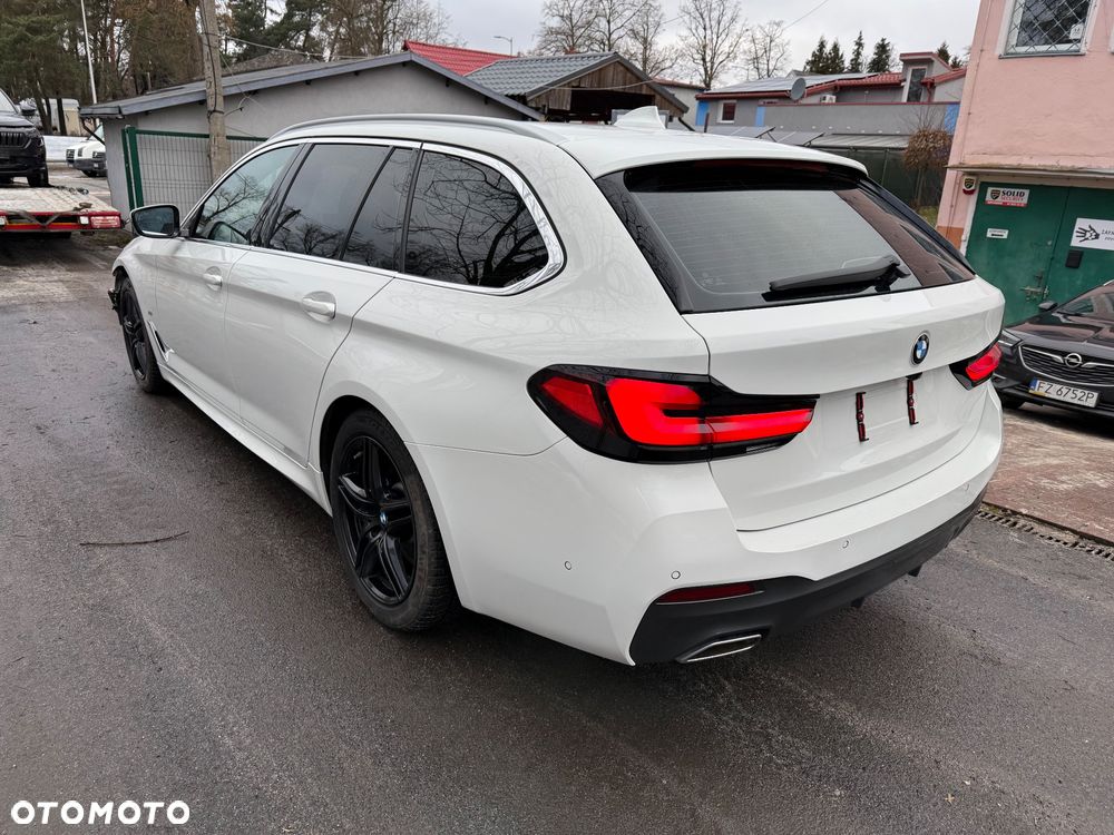 BMW Seria 5 530i xDrive M Sport Edition - 4