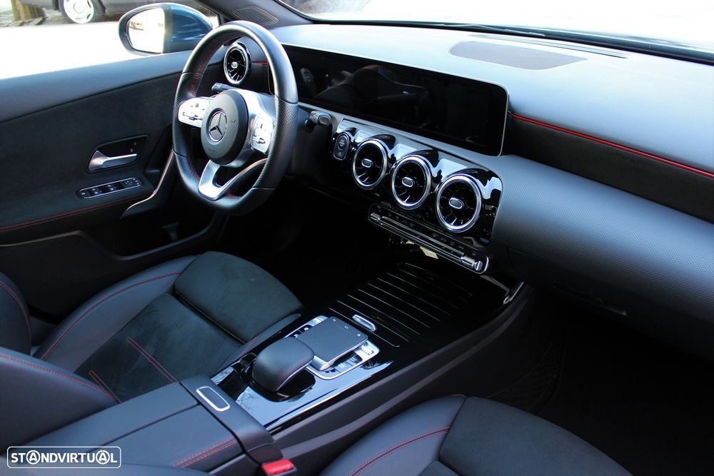 Mercedes-Benz A 200 d 8G-DCT AMG Line - 33