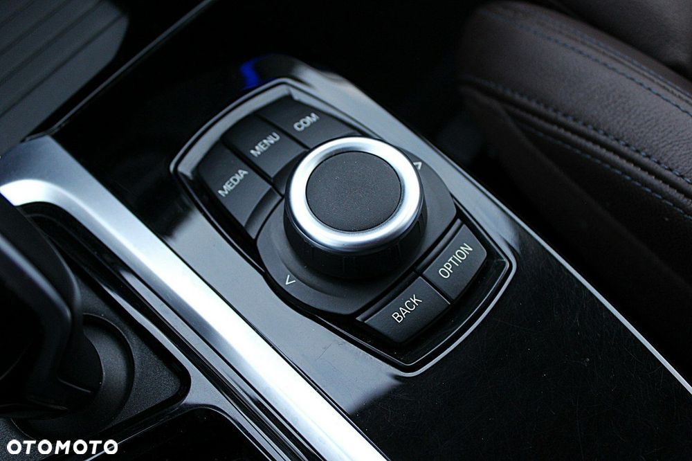 BMW X3 xDrive20i xLine - 20