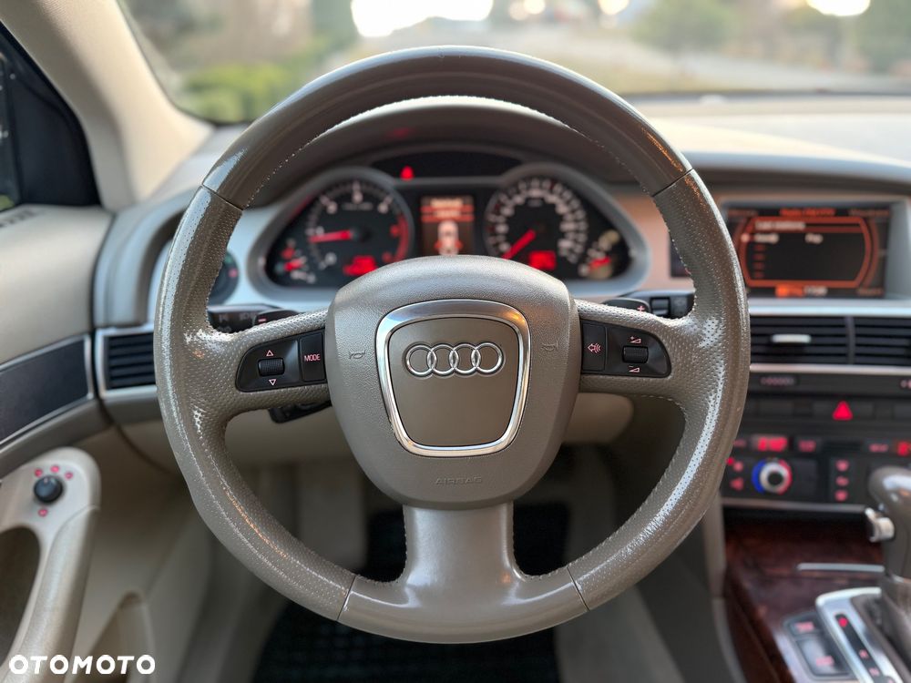 Audi A6 Avant - 13
