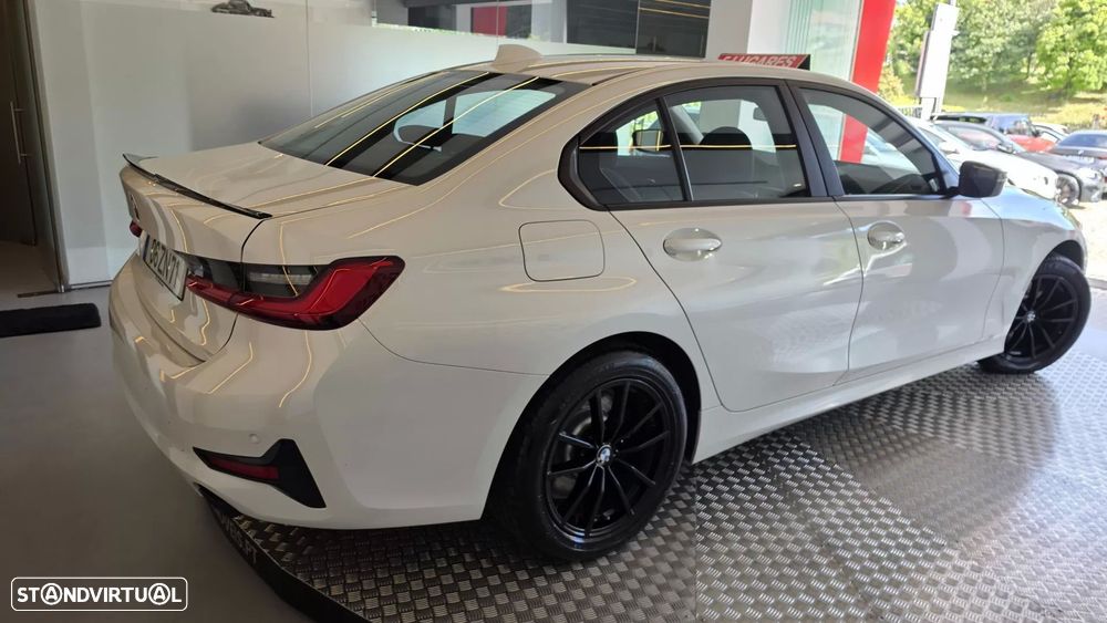 BMW 330 e Line Sport Auto - 23