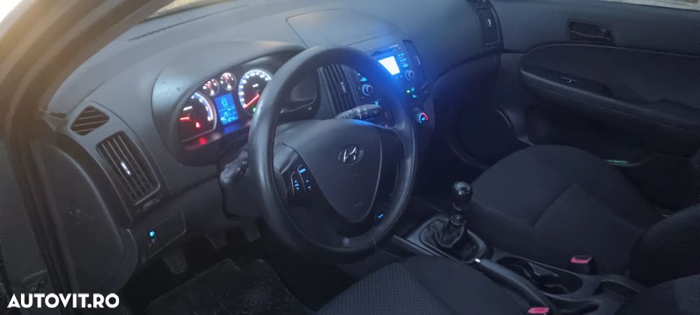 Hyundai i30 1.4 DOHC GLS COMFORT - 8