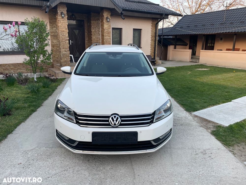Volkswagen Passat - 12
