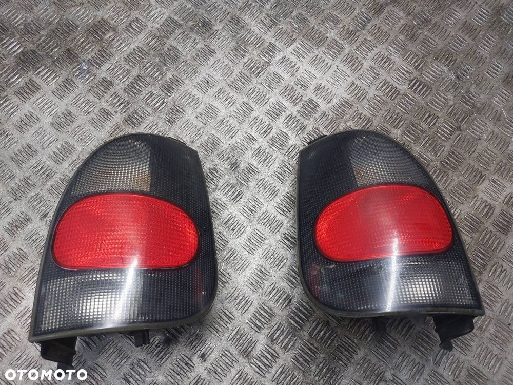 LAMPY TYŁ KOMPLET LEWA + PRAWA  RENAULT ESPACE III - 1