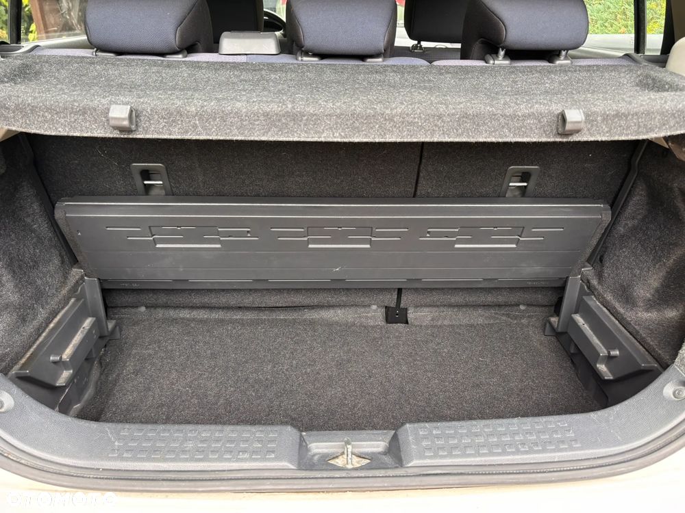 Suzuki Swift 1.3 4x4 Comfort - 11