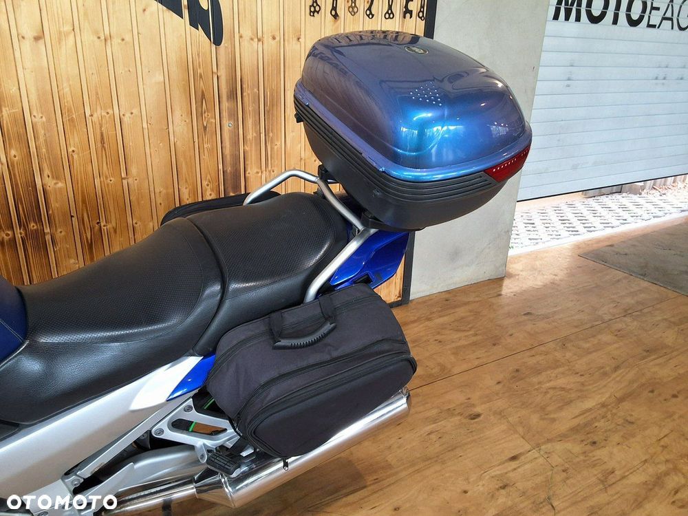 Yamaha FJR - 18