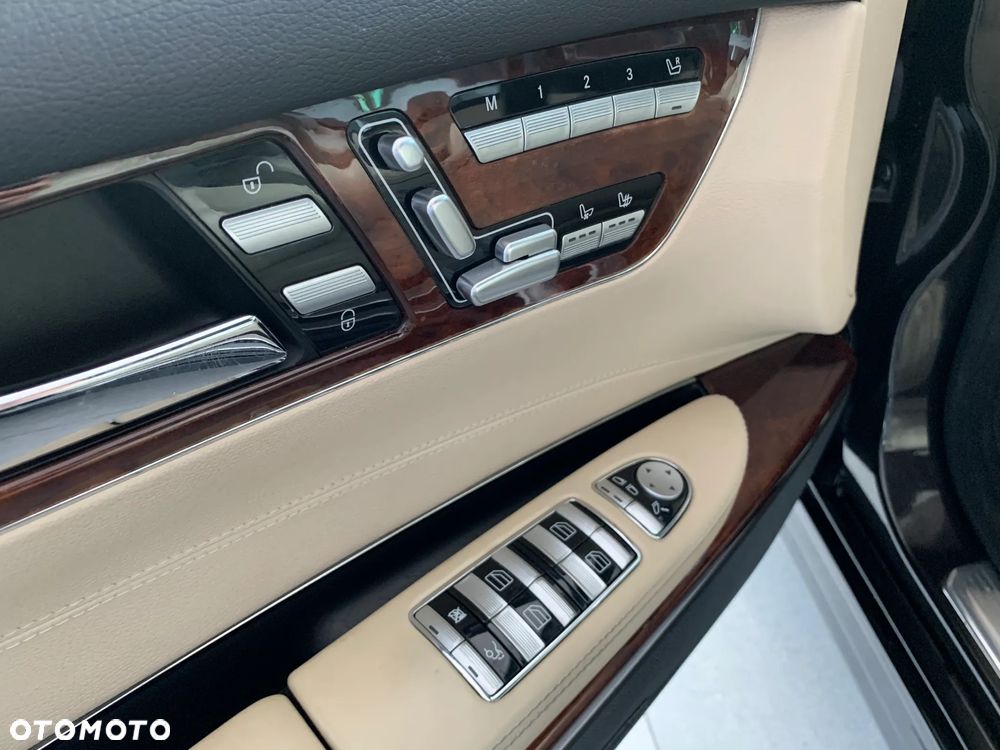 Mercedes-Benz CL - 18