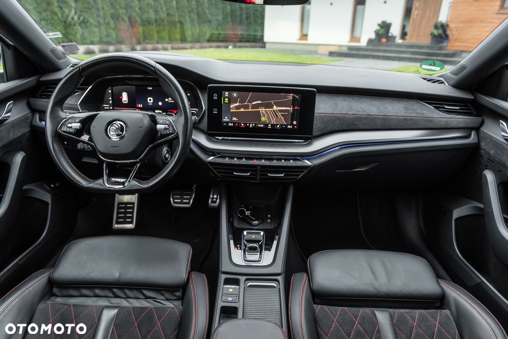 Skoda Octavia 2.0 TDI DSG RS Plus - 6