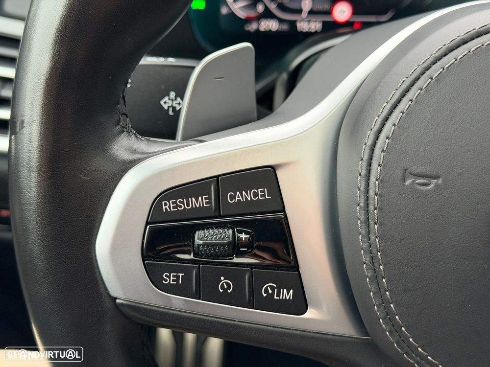 BMW X5 45 e xDrive Pack M - 36