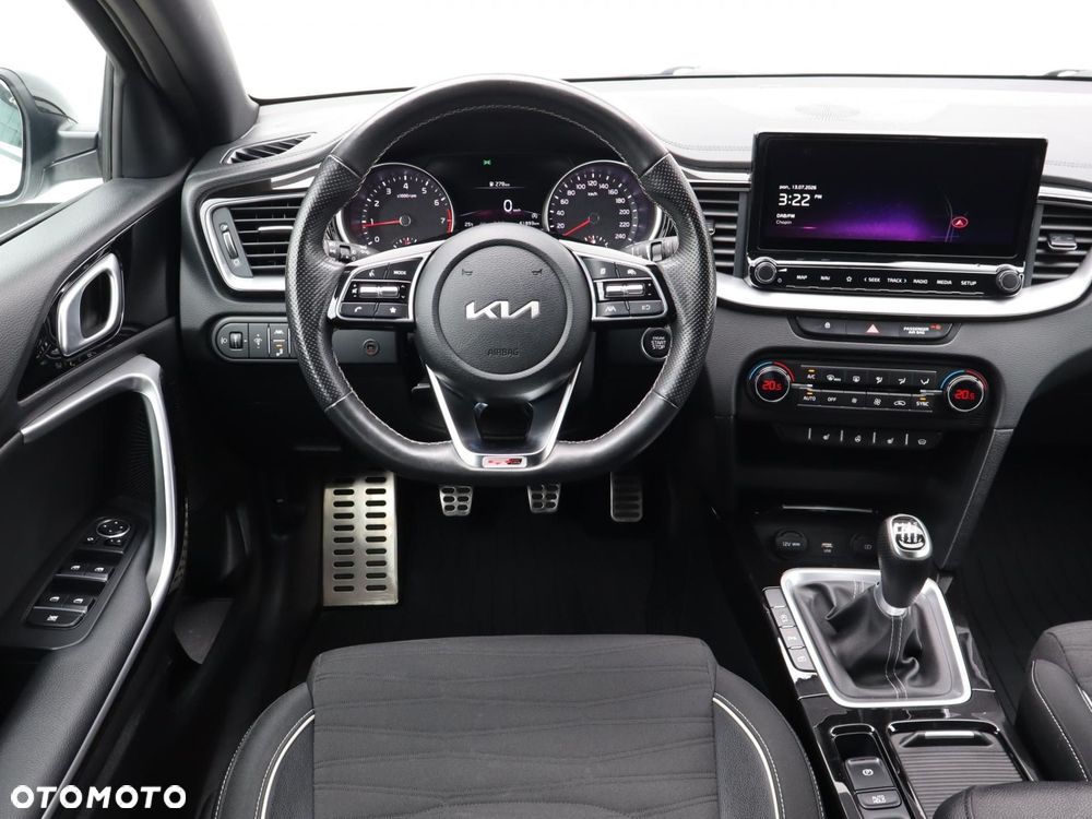 Kia ProCeed 1.5 T-GDI GT Line - 10