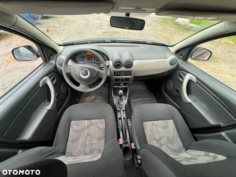 Dacia Sandero - 8