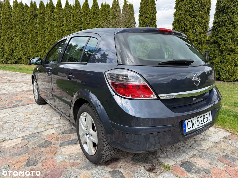 Opel Astra - 33