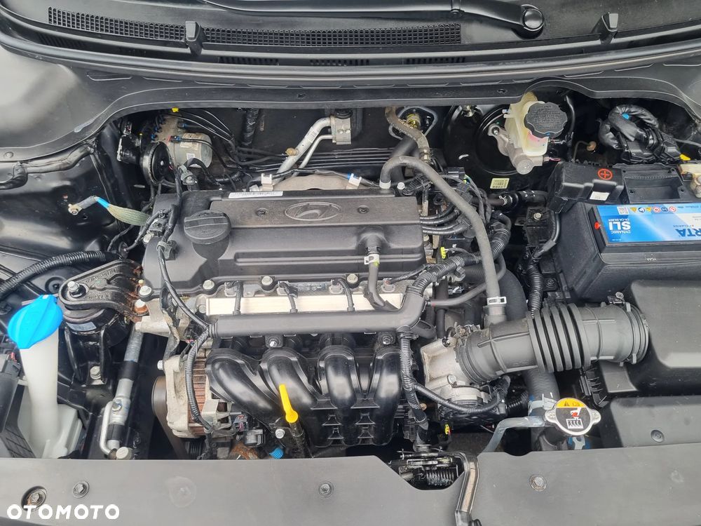 Hyundai i20 1.2 YES Plus - 32