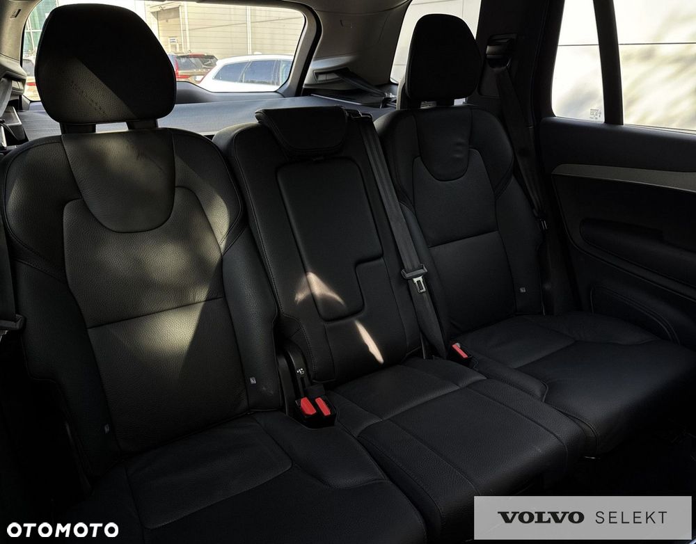 Volvo XC 90 - 26