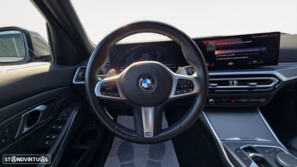 BMW 320 d Touring Pack Desportivo M Auto - 13