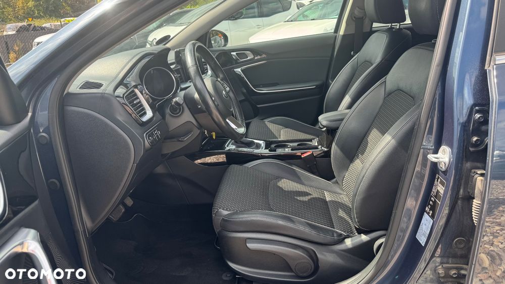 Kia Ceed 1.4 T-GDI DCT OPF Spirit - 25