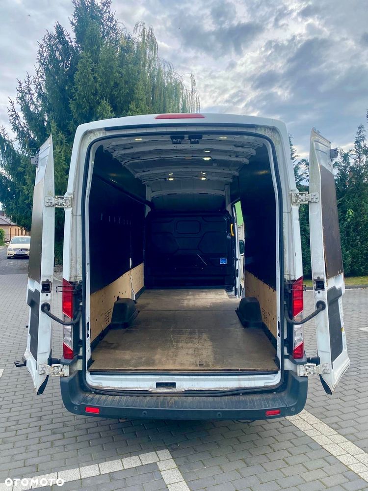 Ford Transit - 15
