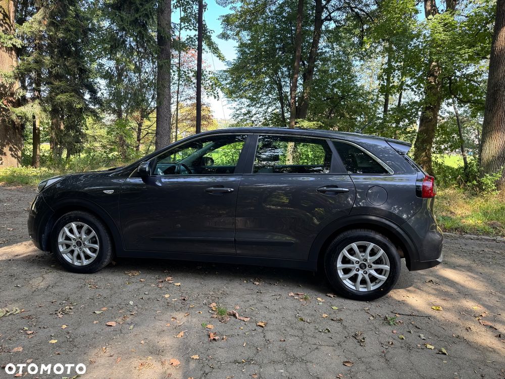 Kia Niro 1.6 GDI Hybrid M - 8