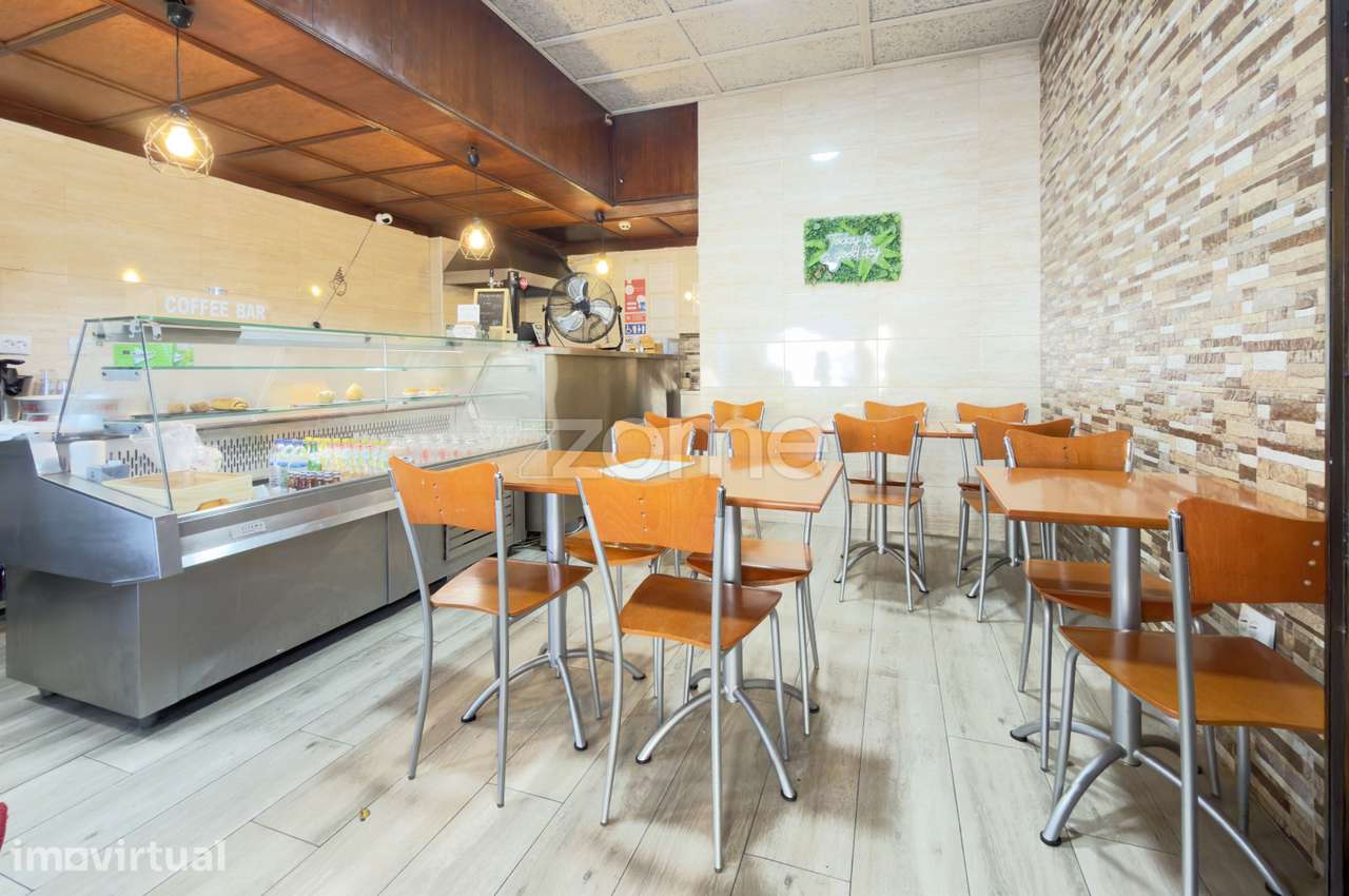 Trespasse de Snack Bar com Esplanada entre Belém e Algés - Grande imagem: 2/19