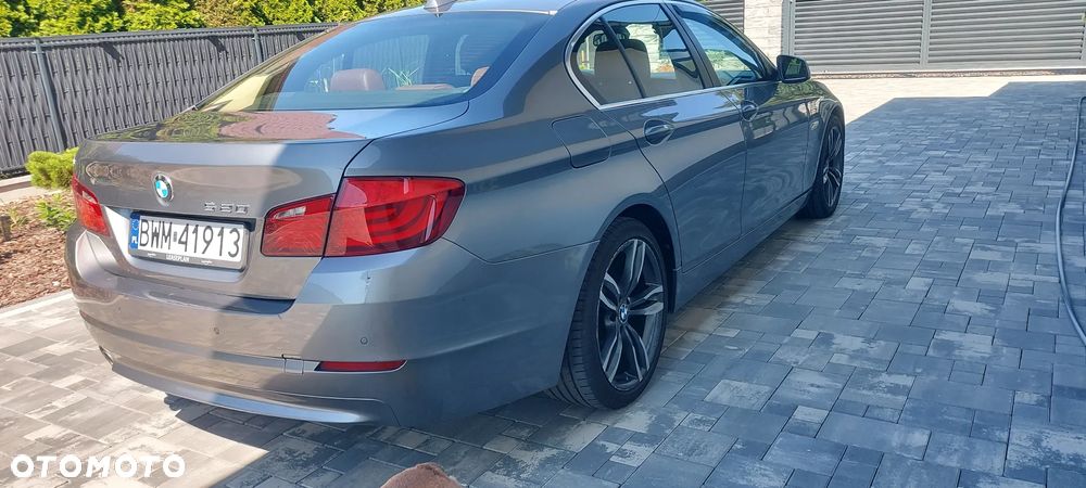 BMW Seria 5 520d - 11