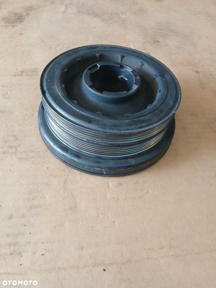 Koło pasowe BMW E60 E61 E65 E66 E90 E91 E92 E70 X5 3l.d - 2