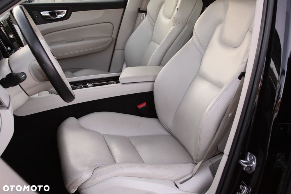 Volvo XC 60 D4 Geartronic Inscription - 17