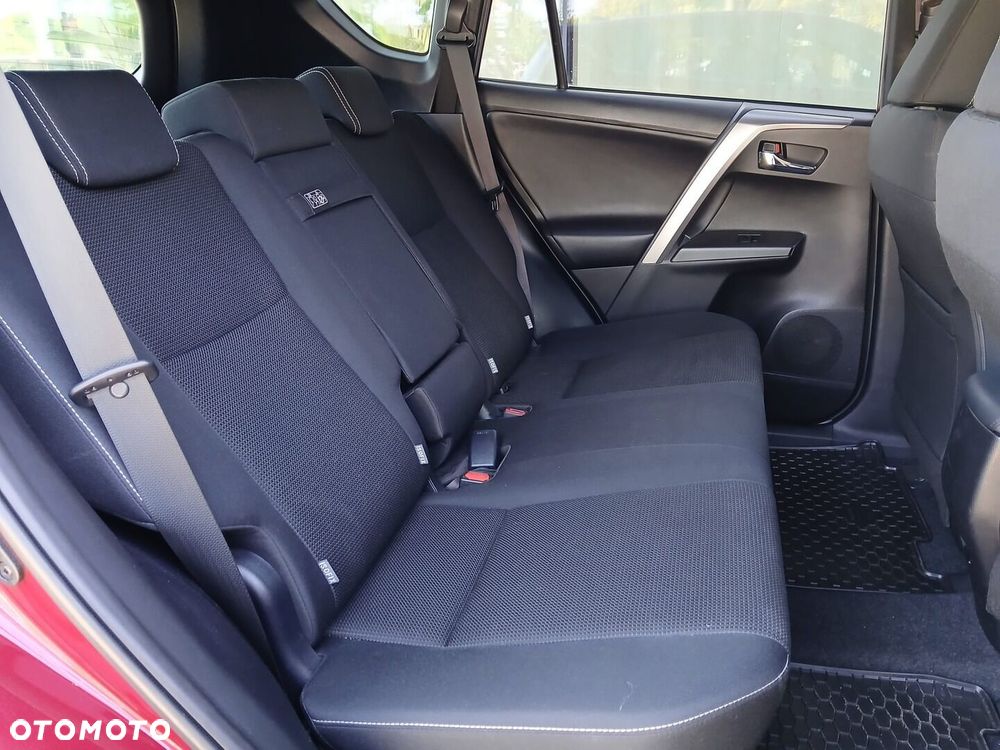 Toyota RAV4 Hybrid Premium 4x2 - 23