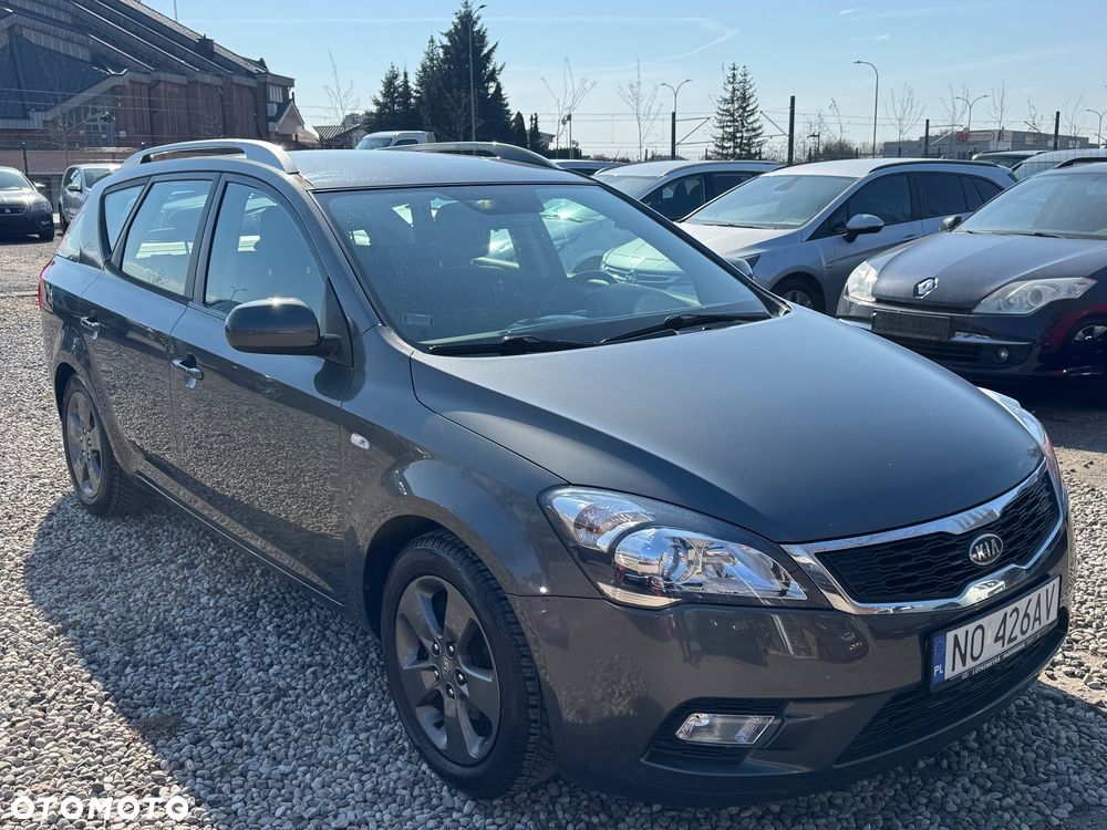 Kia Ceed 1.4 CVVT Attract - 2