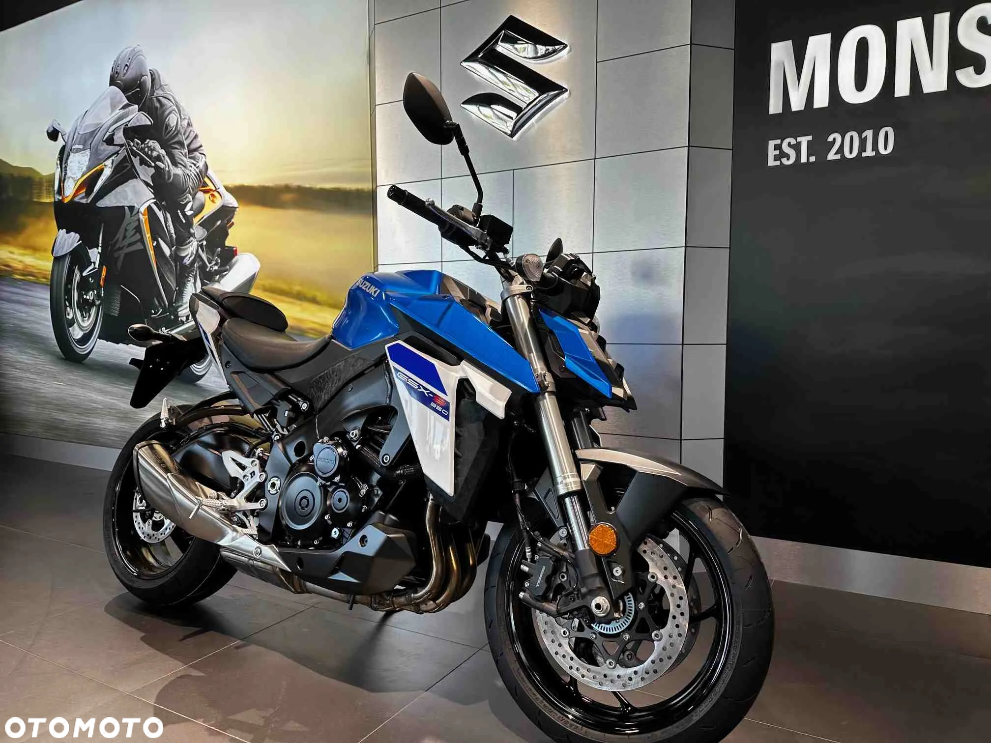 Suzuki GSX - 2