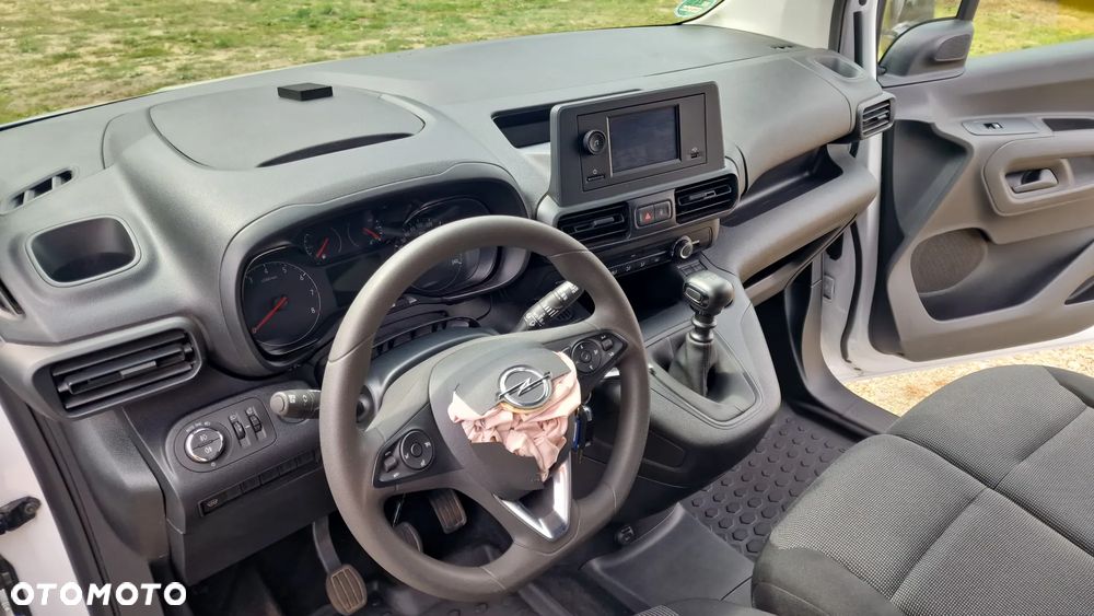 Opel Combo - 8